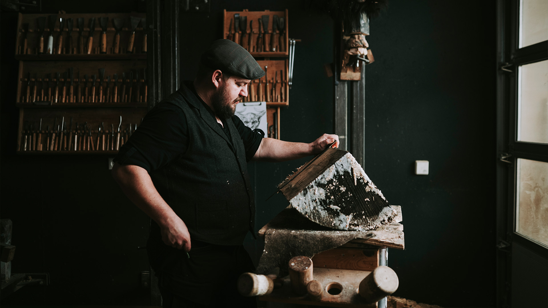 holzkunsteder-portrait-case-page